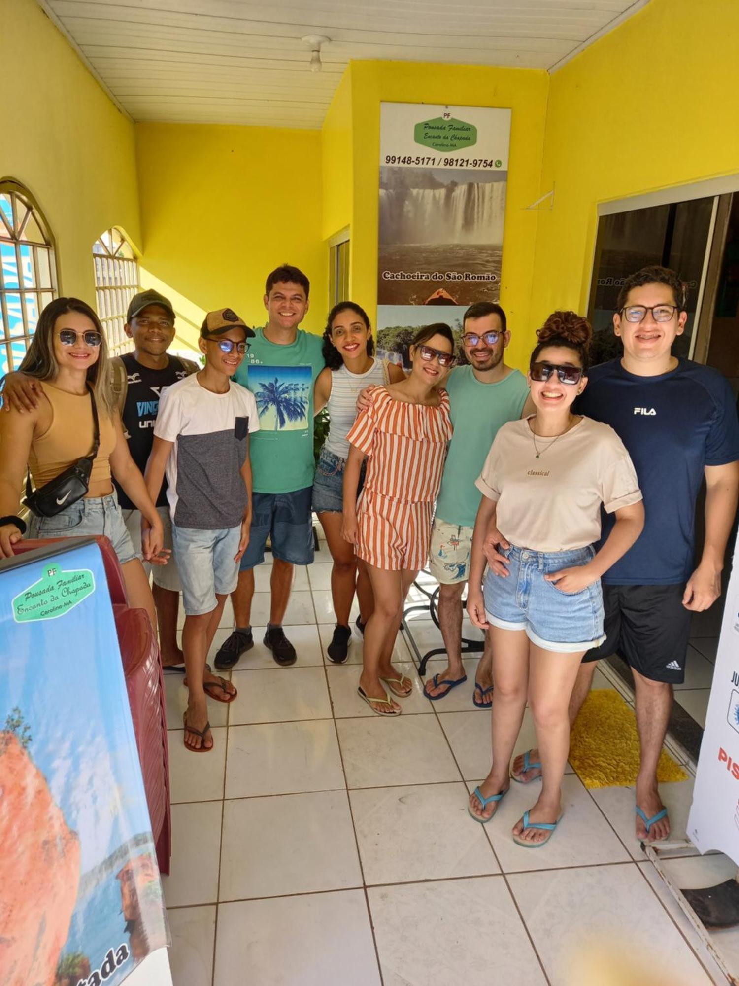 Pousada Familiar Encanto Da Chapada Каролина Экстерьер фото